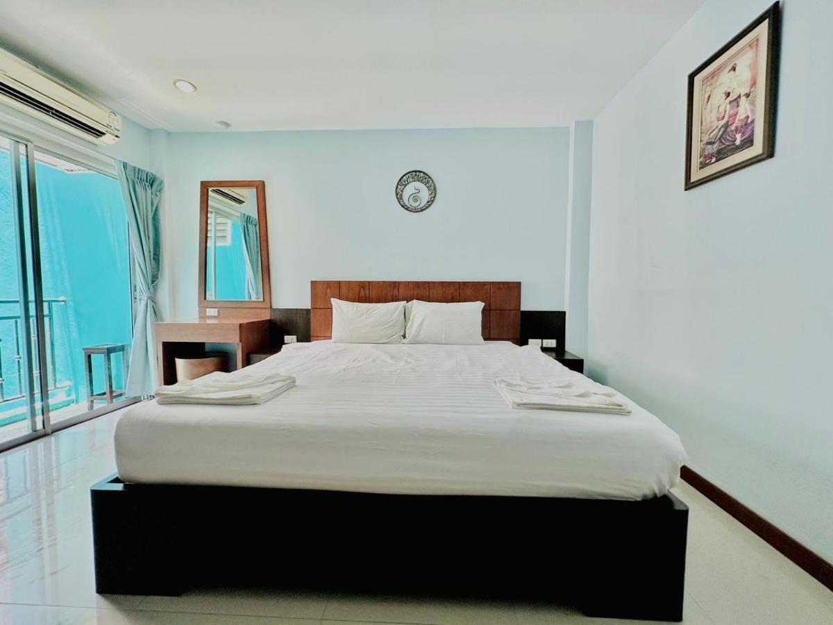 Cokoon Deva Patong Hotel Bagian luar foto